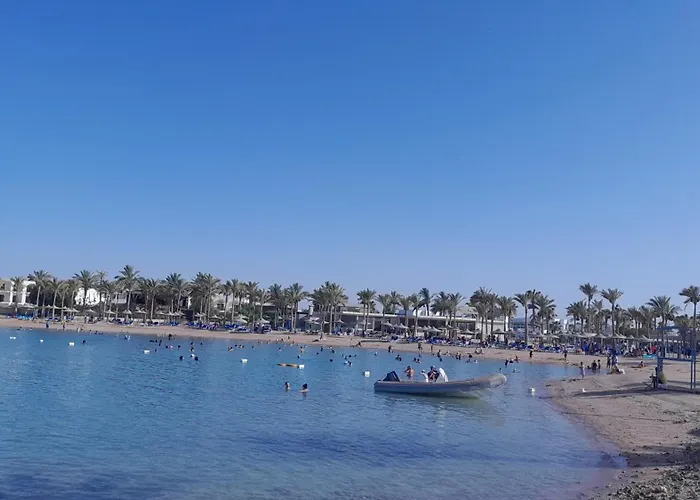 Mirage Bay & Aqua Park Aparthotel *